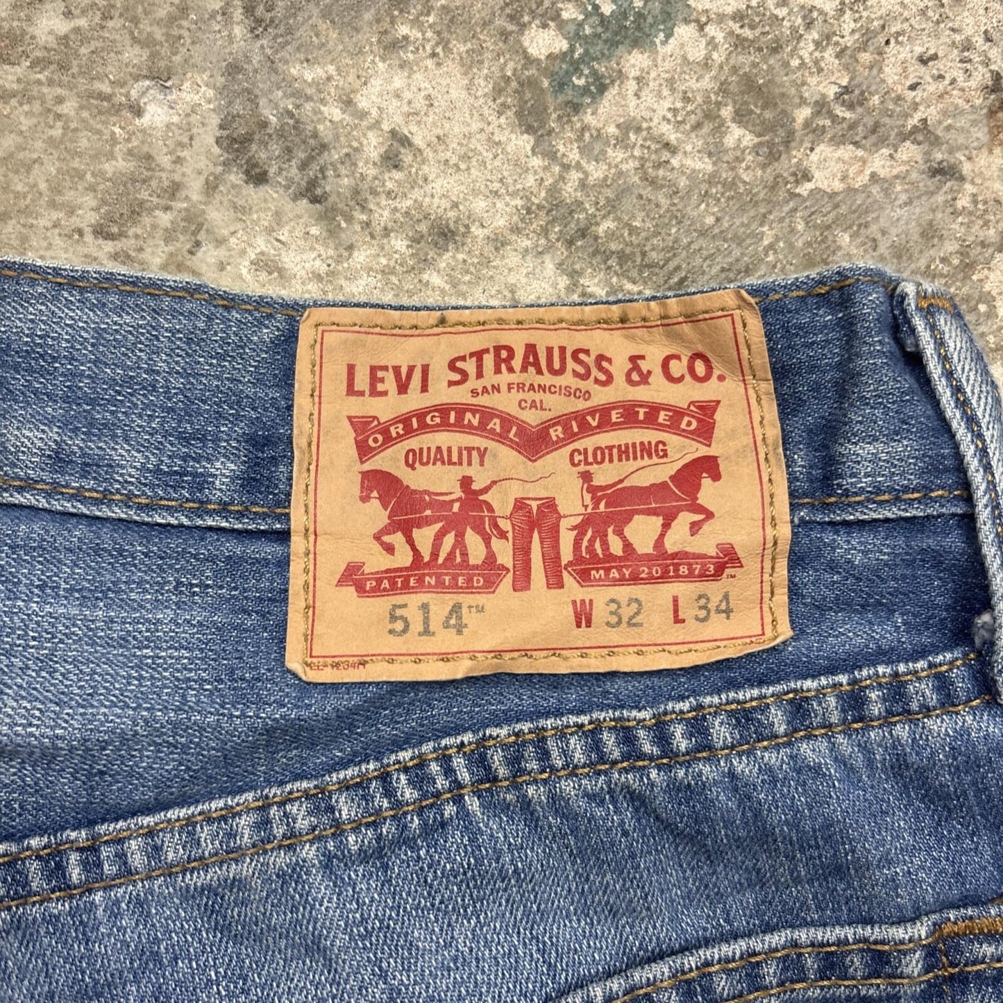 Blue Denim Levi’s Cut Off Jean Shorts | W32"