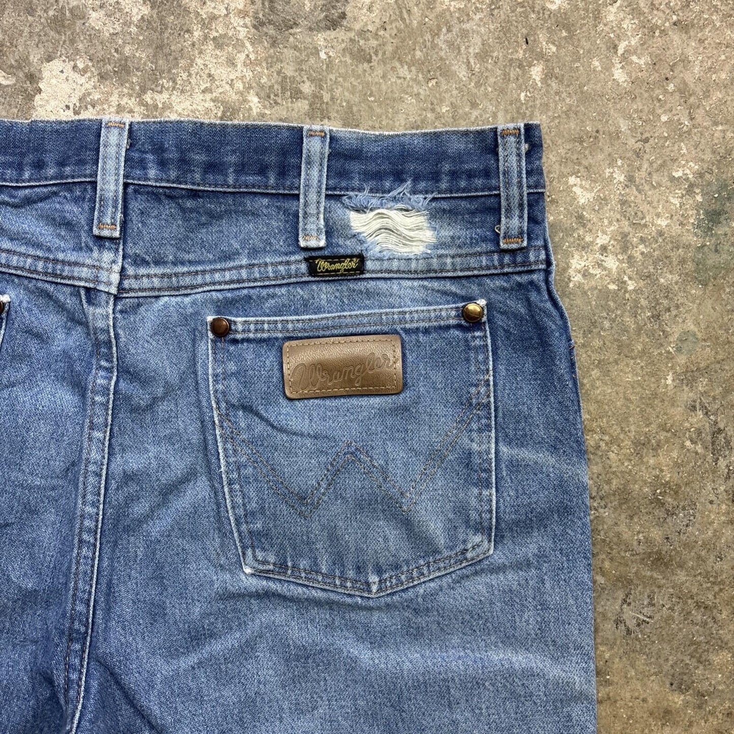 Blue Denim Wrangler Men’s Cut Off Shorts | W36