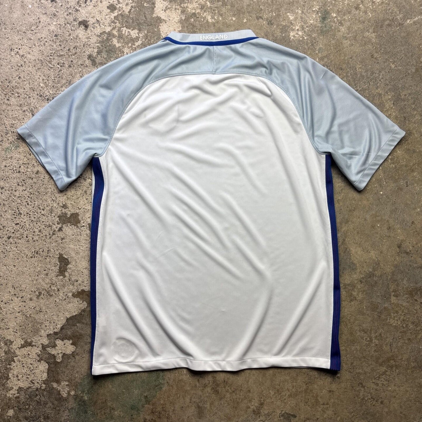 Nike 2016/17 England National Team Men's Home Football Shirt | Size L