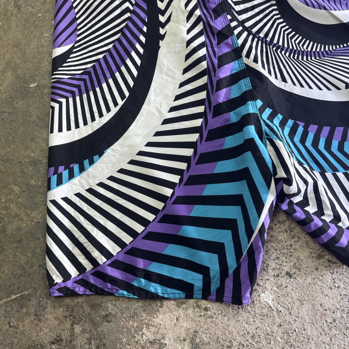 White & Purple Patterned Maui & Sons Board Shorts | W36”