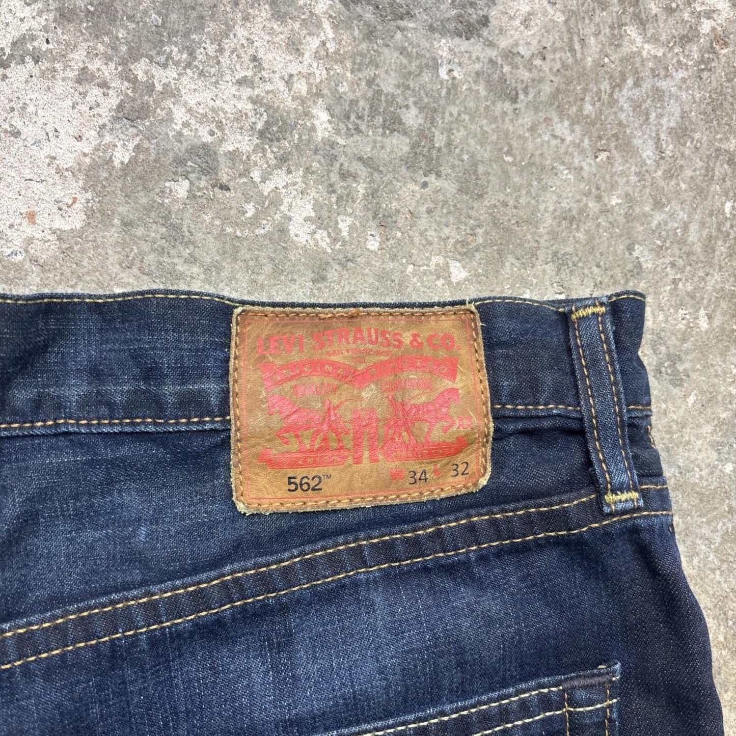 Navy Blue Denim Levi’s 562 Men’s Cut Off Shorts | W34