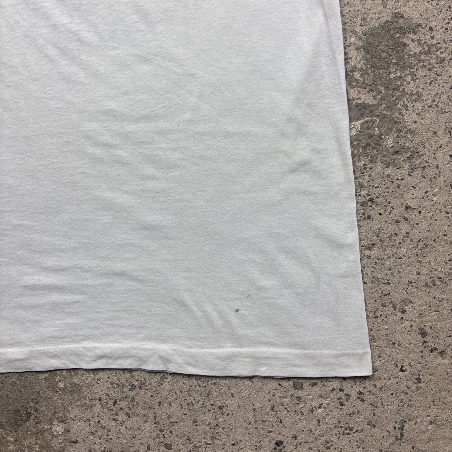 Vintage White Graphic Tennis Single Stitch T-Shirt | Size: L
