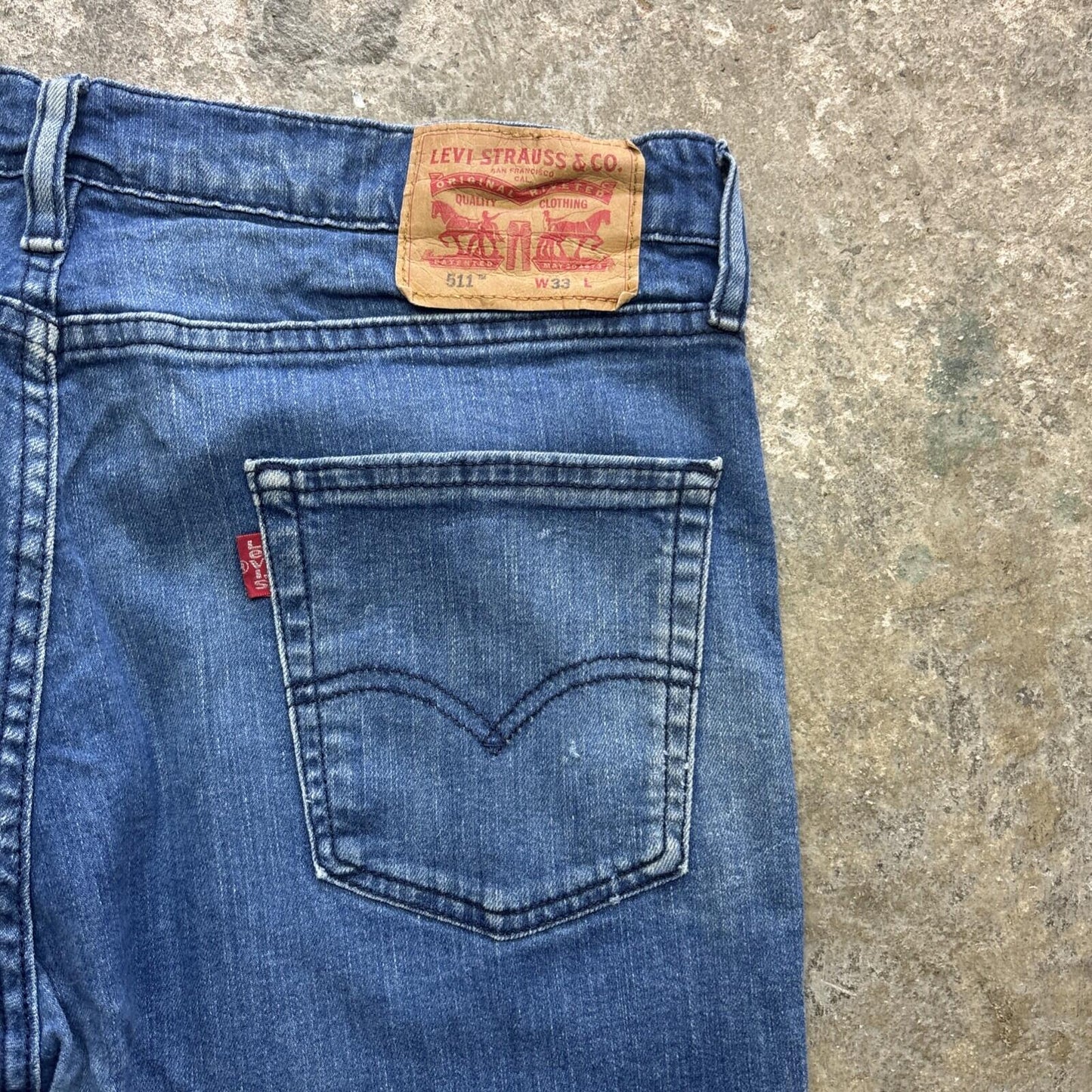 Blue Denim Levi’s Men’s Cut Off Shorts | W33