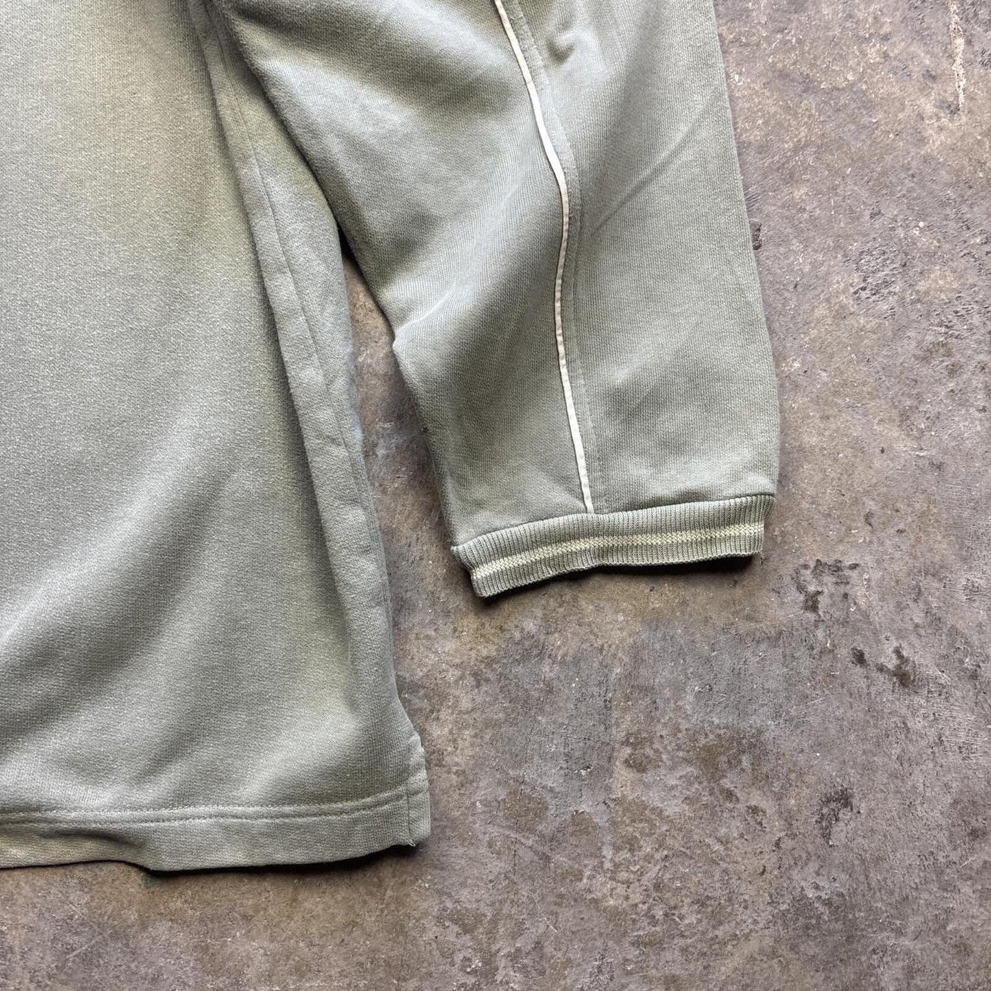 Khaki green Oxbow sweatshirt surf wear 00s - L