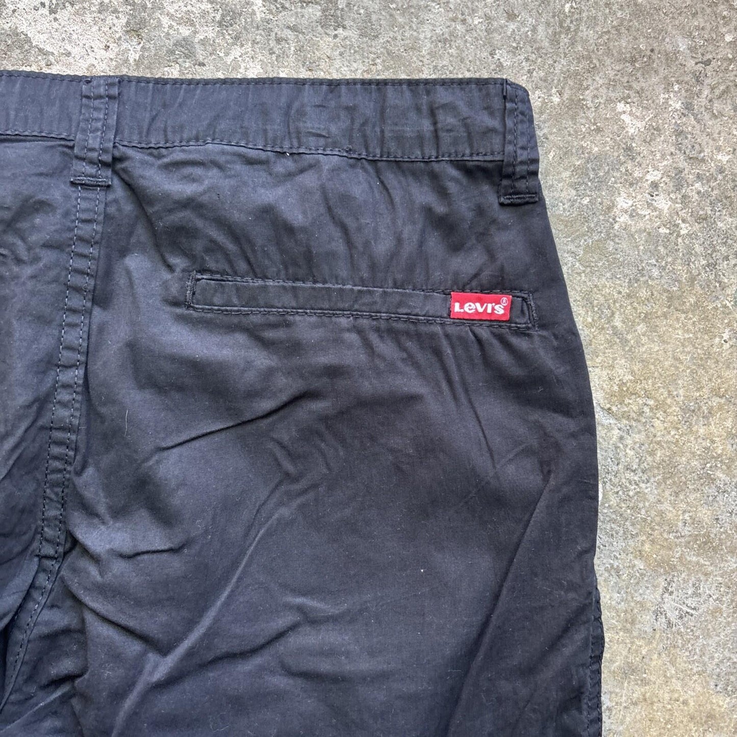 Black Levi’s Cargo Men’s Jorts Shorts | W30
