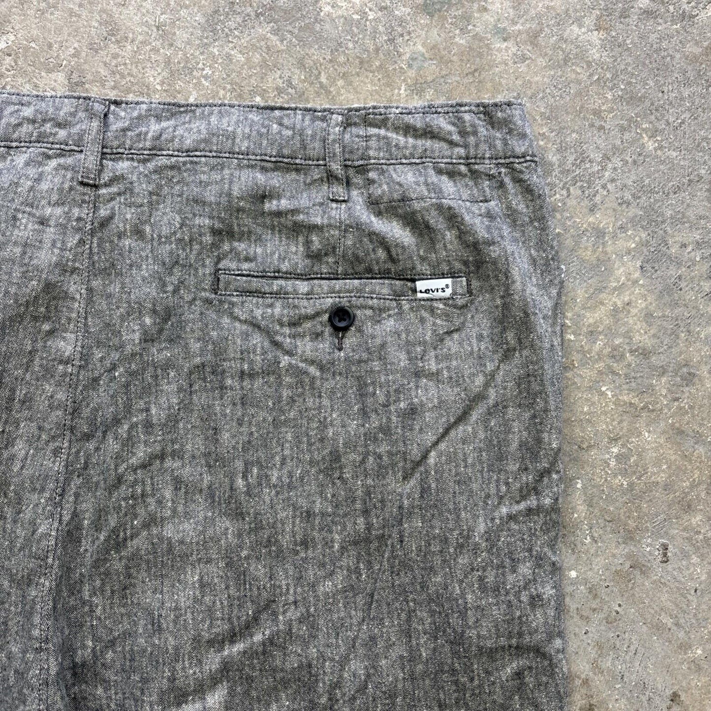 Grey Men’s Levi's Linen Blend Shorts - W42