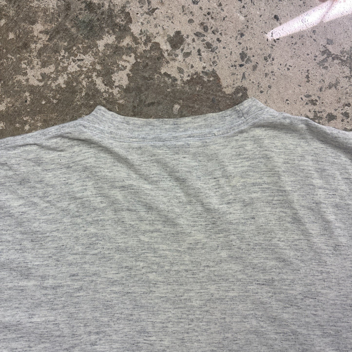 Vintage Grey 90s Graphic T-Shirt | Size XL