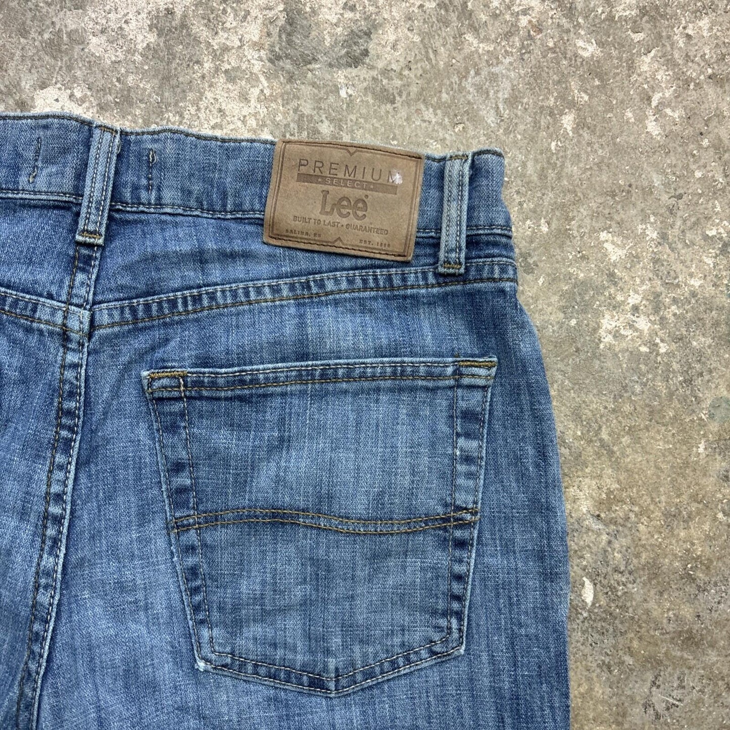 Premium Lee Denim Men’s Cut Off Shorts | W32