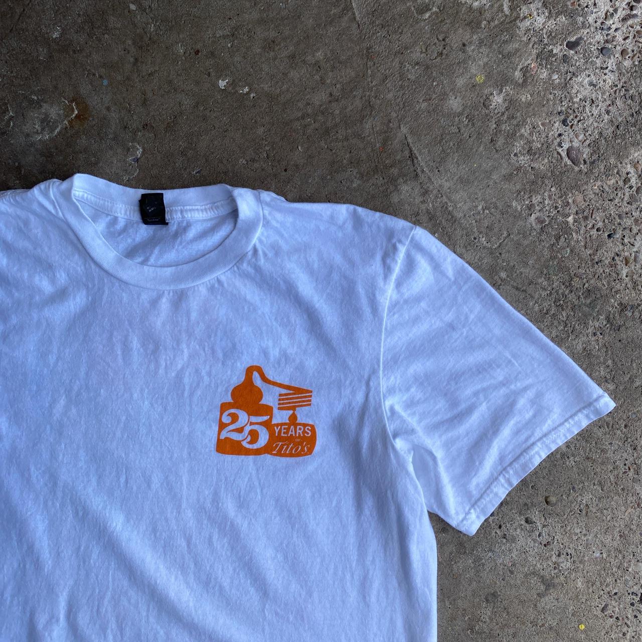 White ‘Titos’ Graphic Bar T-Shirt - M