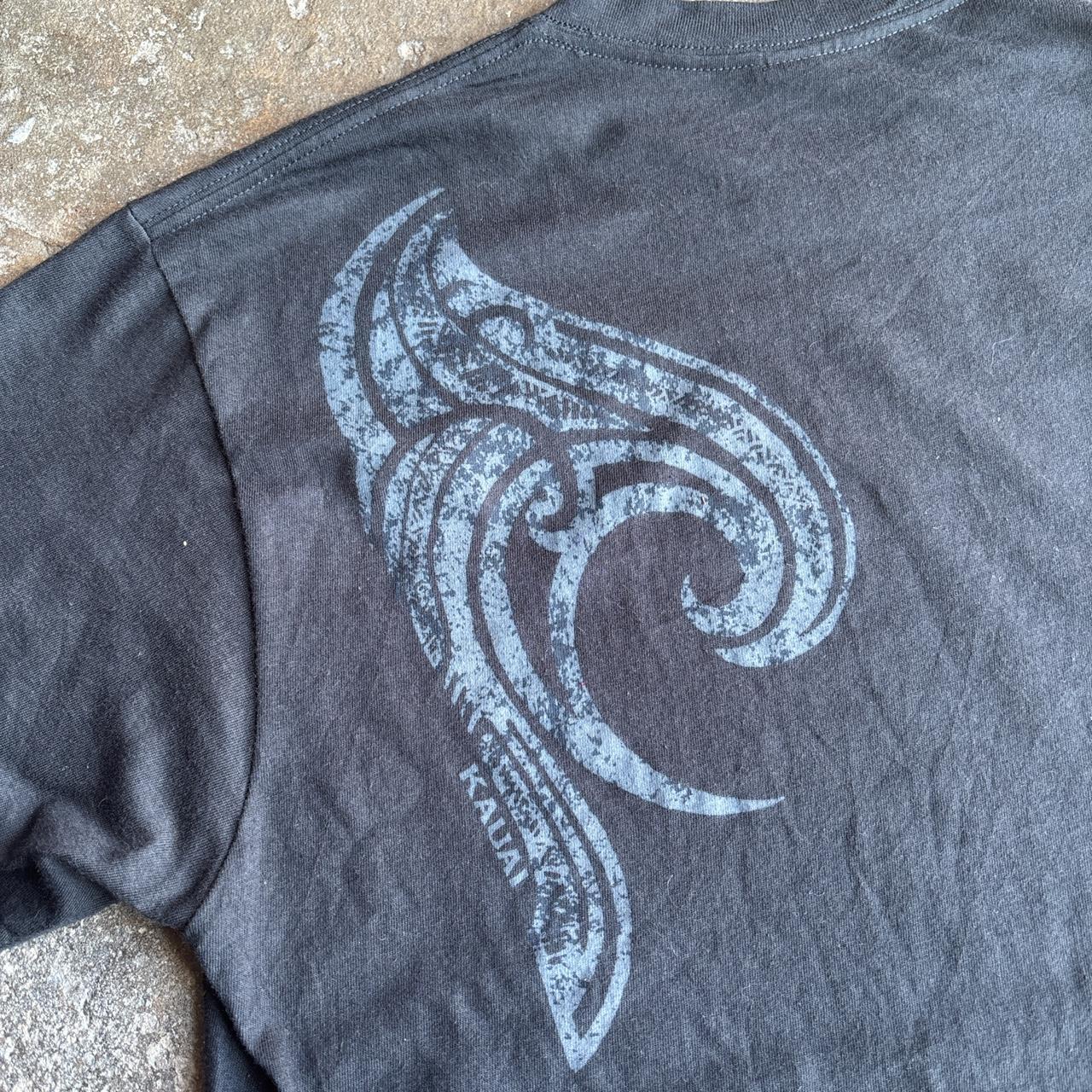 Black Kauai graphic tee