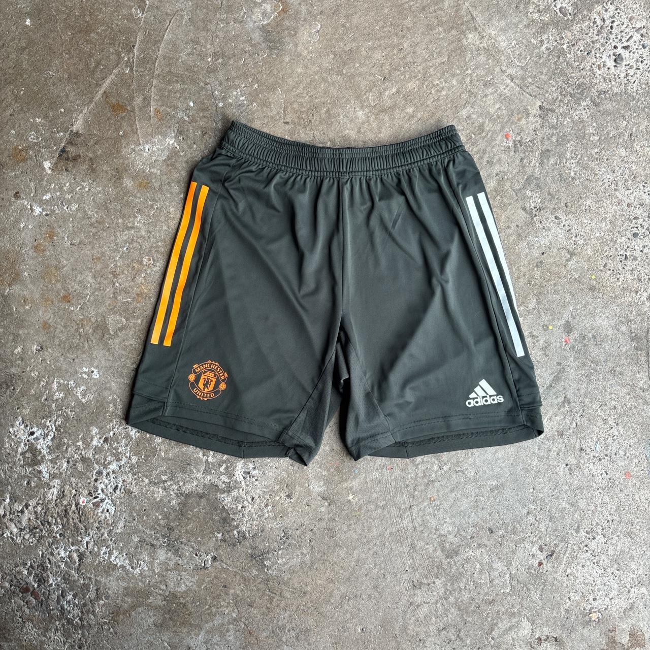 Dark Green Adidas 2020/21 Manchester United Adidas Training Shorts