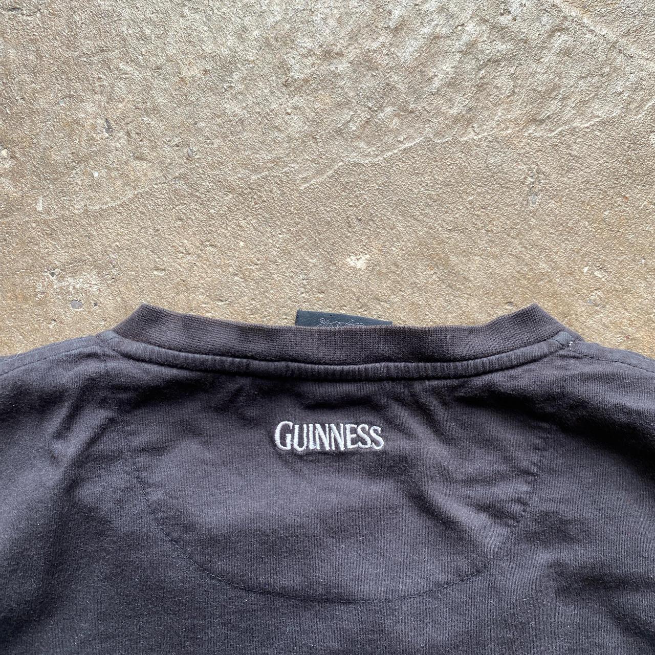 00s Black Guinness v-neck t-shirt - M/L