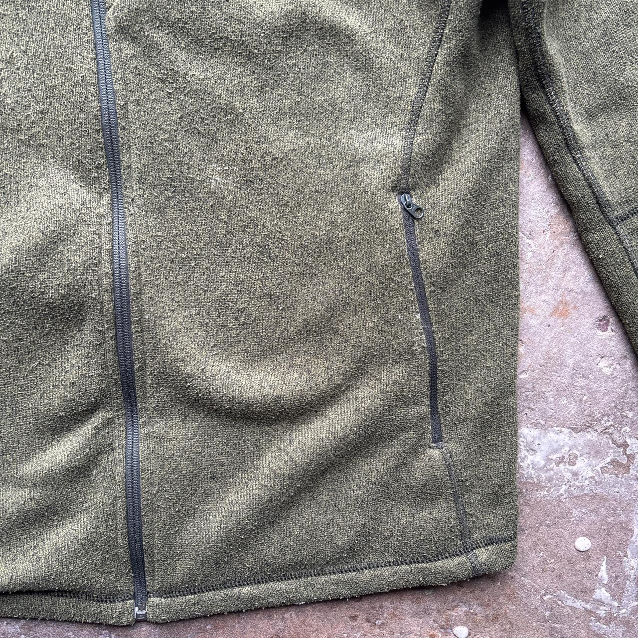Khaki Green The North Face fleece - L