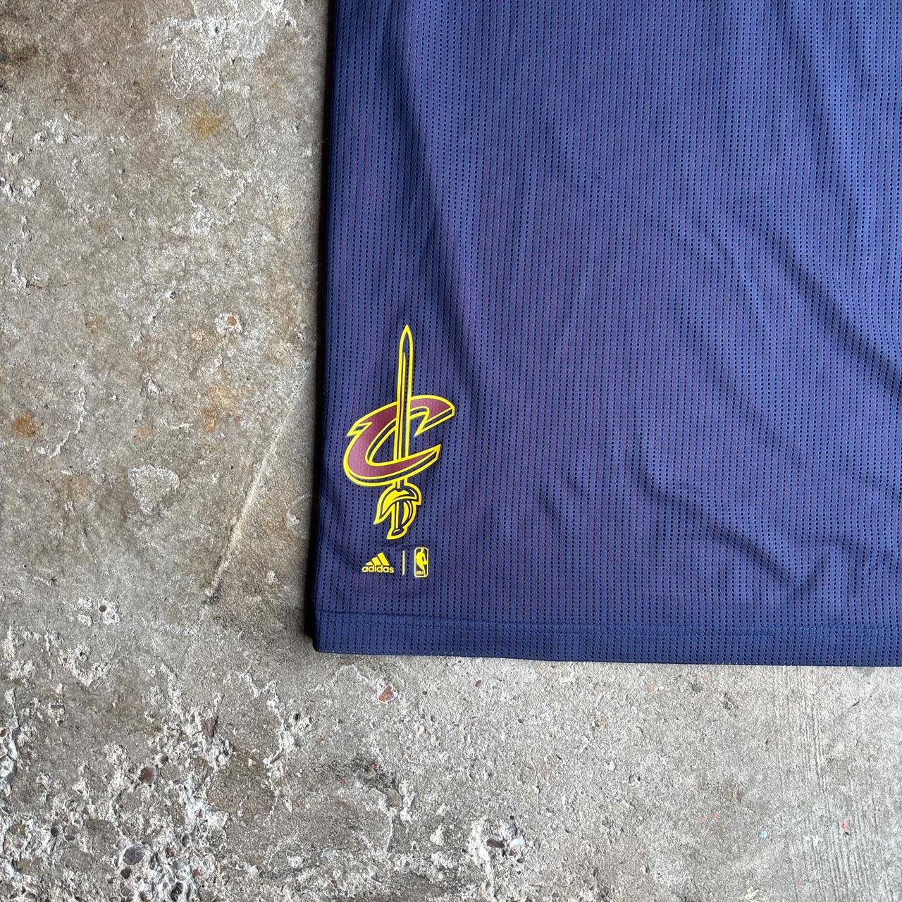 Adidas Cleveland Cavaliers NBA Winter Hoops Reversible Basketball Vest - L