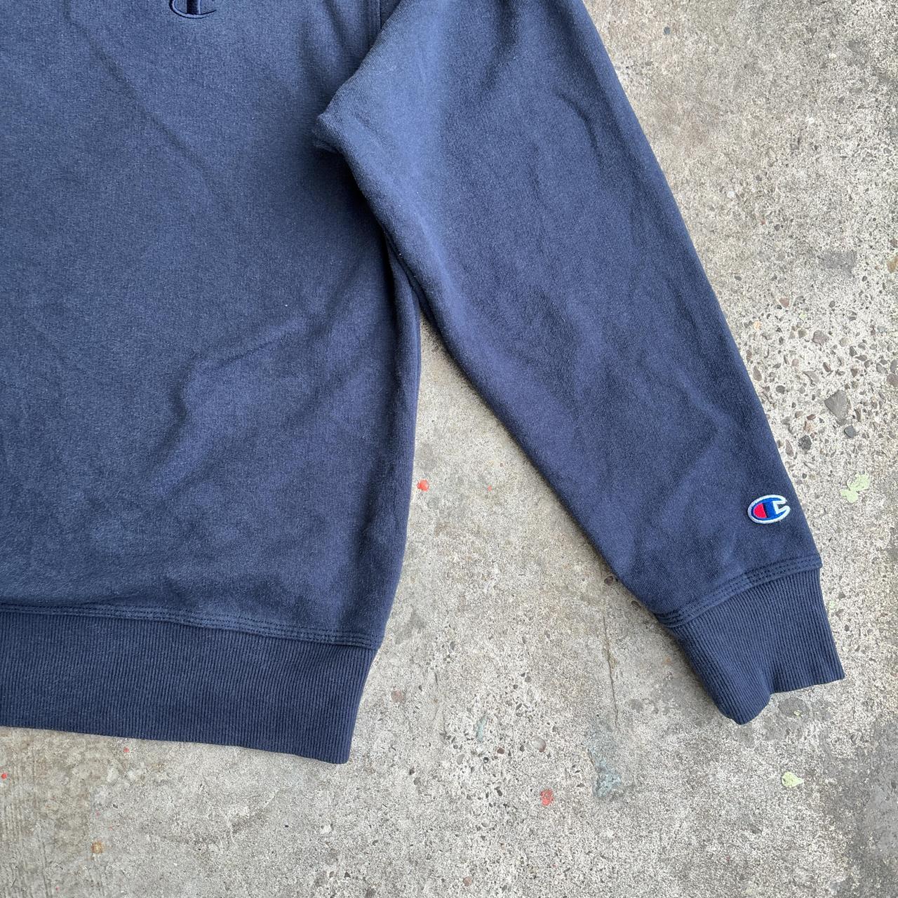 Navy Champion crew neck sweatshirt