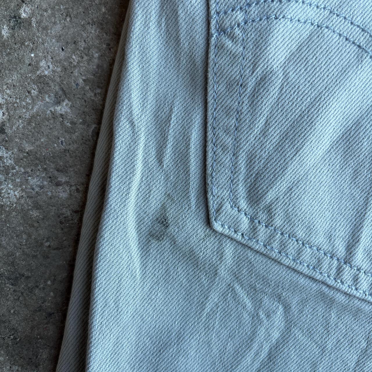 Light Grey Levi’s 505 Denim Shorts (Jorts)