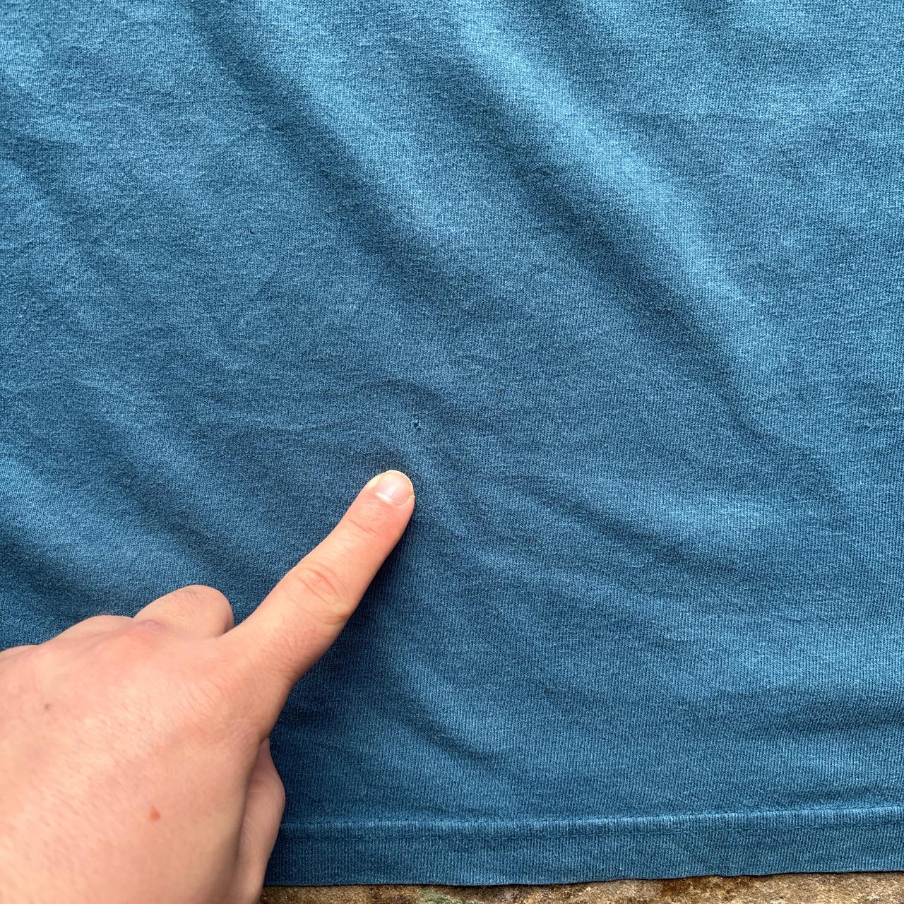 Blue Carhartt single pocket tee with company logo - M