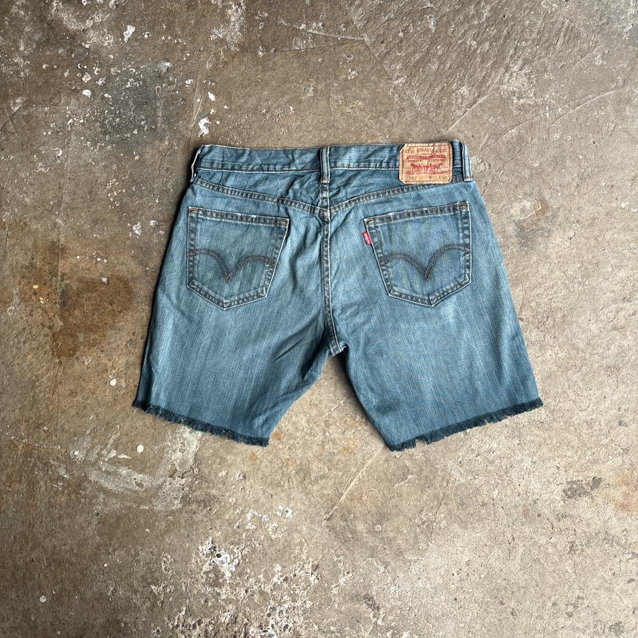 Textured Blue Denim Levi’s 559 Jean Shorts
