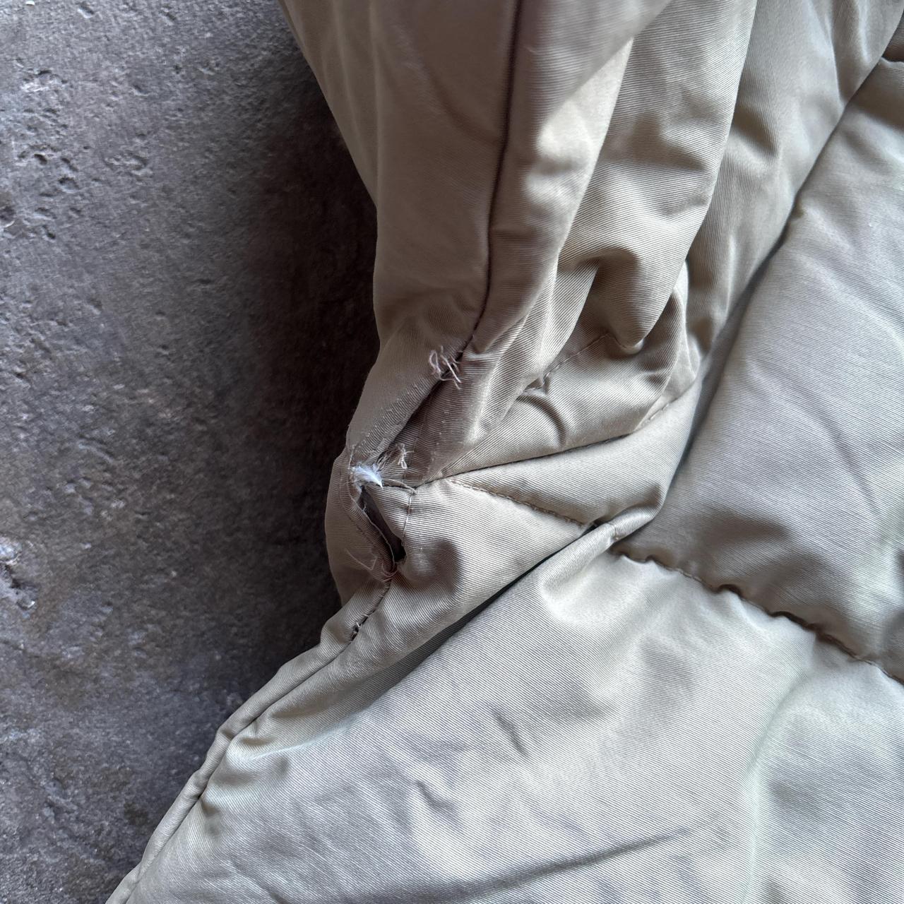 Cream Levi's puffer jacket