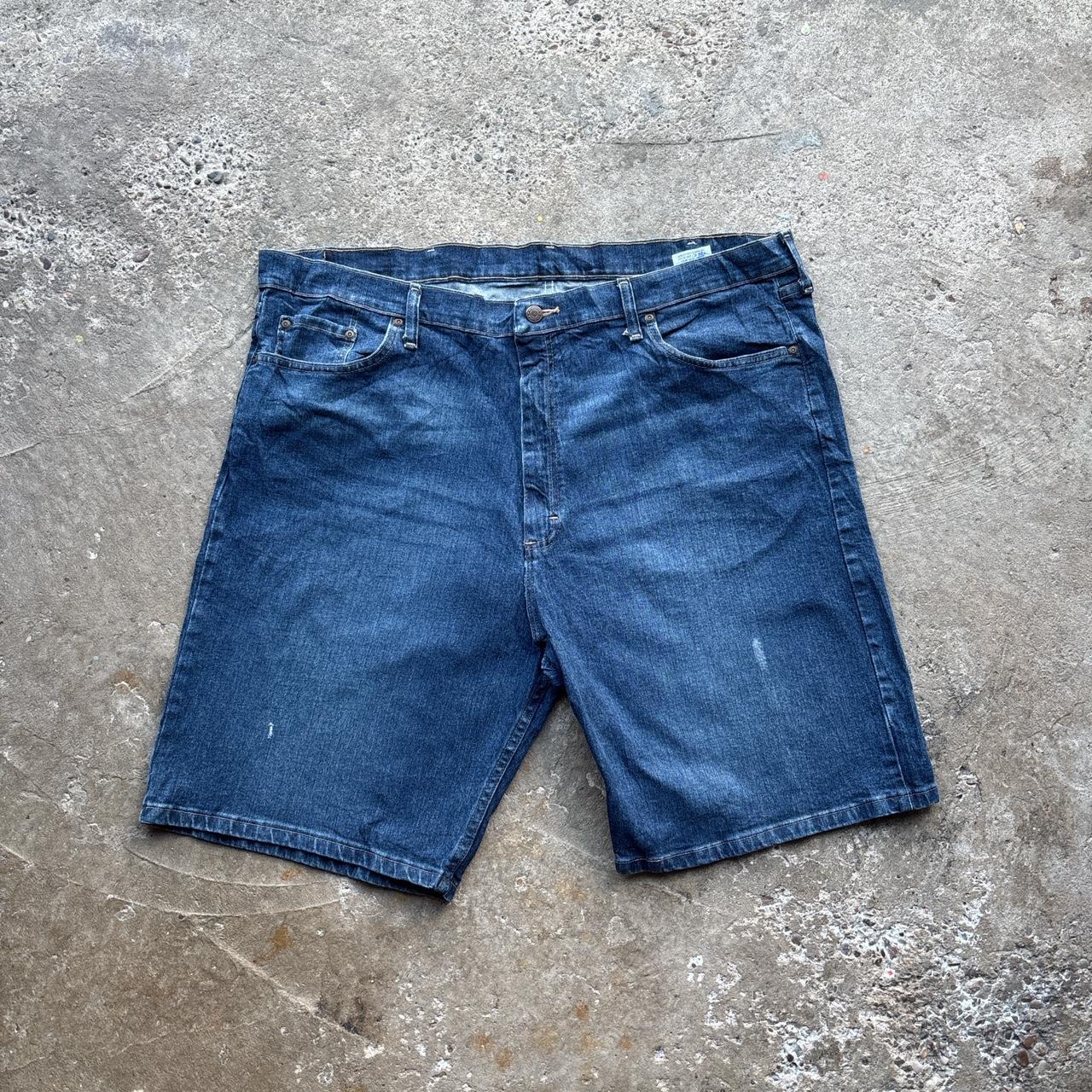 Blue denim Wrangler Jorts