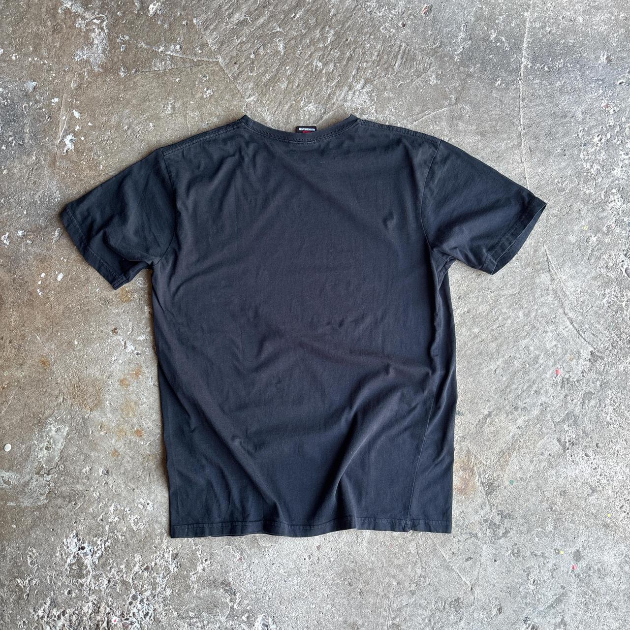 Black Quiksilver t-shirt