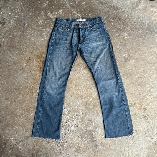 Textured Blue Denim ‘Slim Straight’ Levi’s Jeans