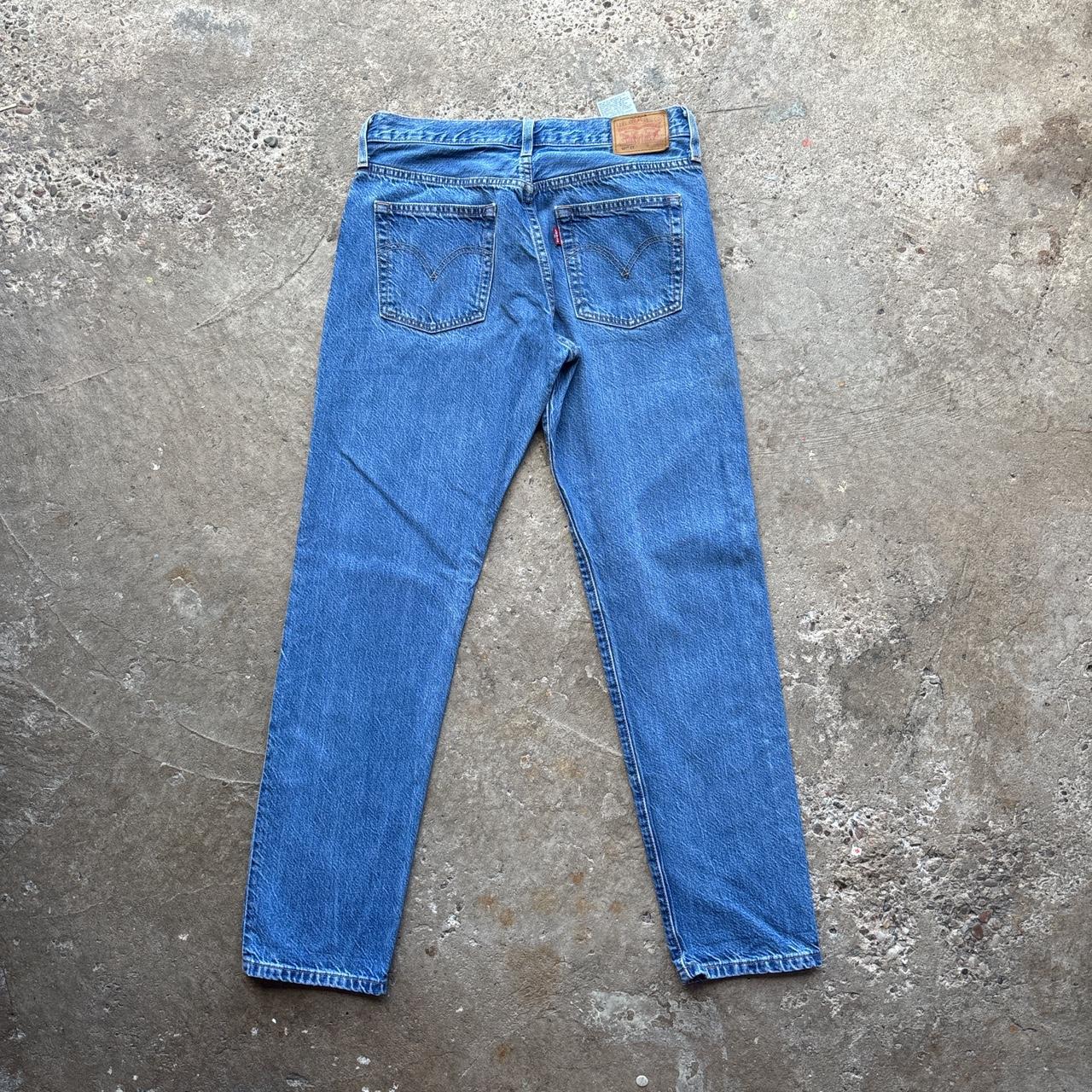 Blue denim Levi’s Jeans