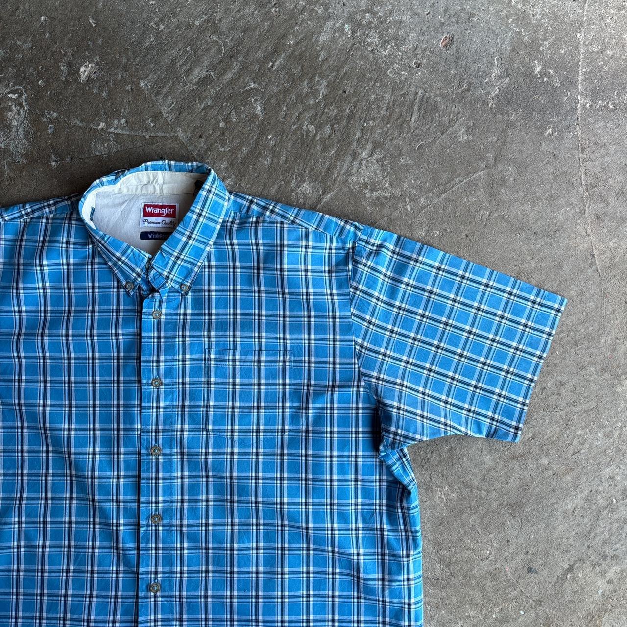 Blue & White Checkered Wrangler Short Sleeve Shirt