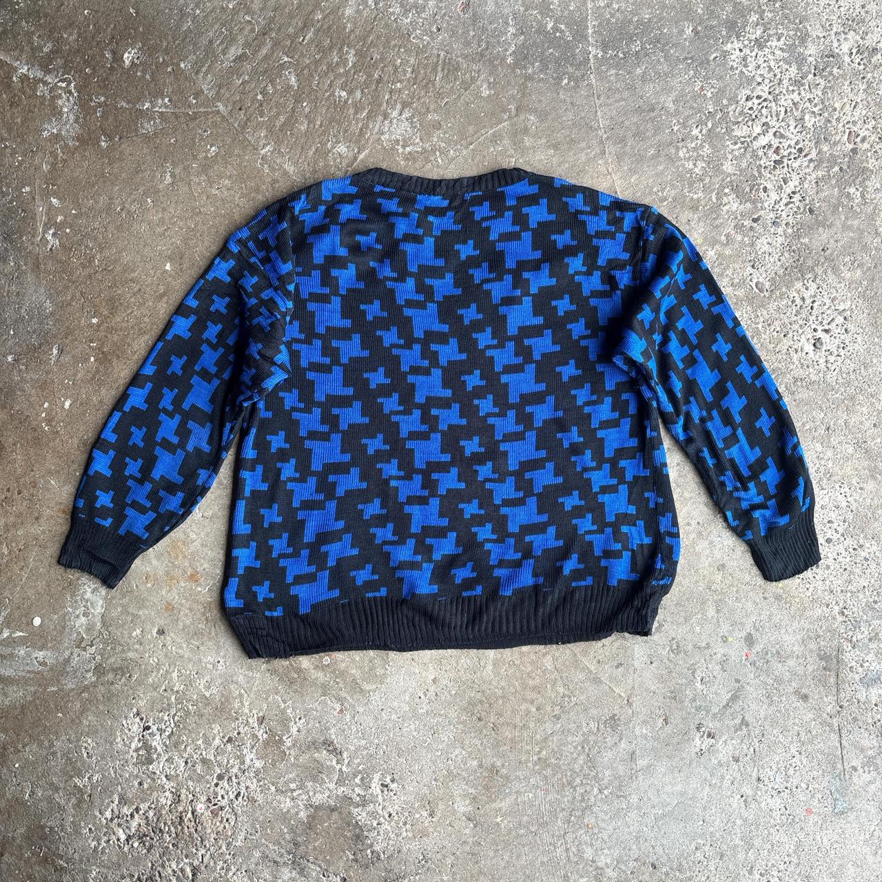 Black & Blue Patterned Design Knitted Jumper - M