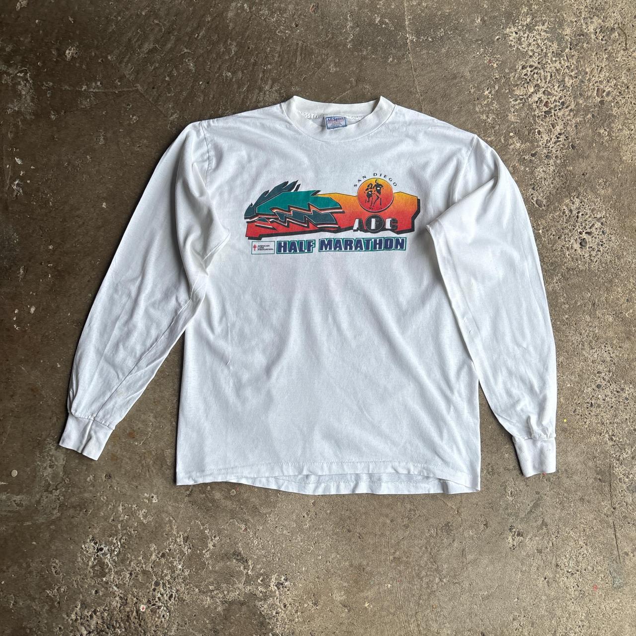 Long-Sleeve Vintage White Single Stitch Graphic T-Shirt - L