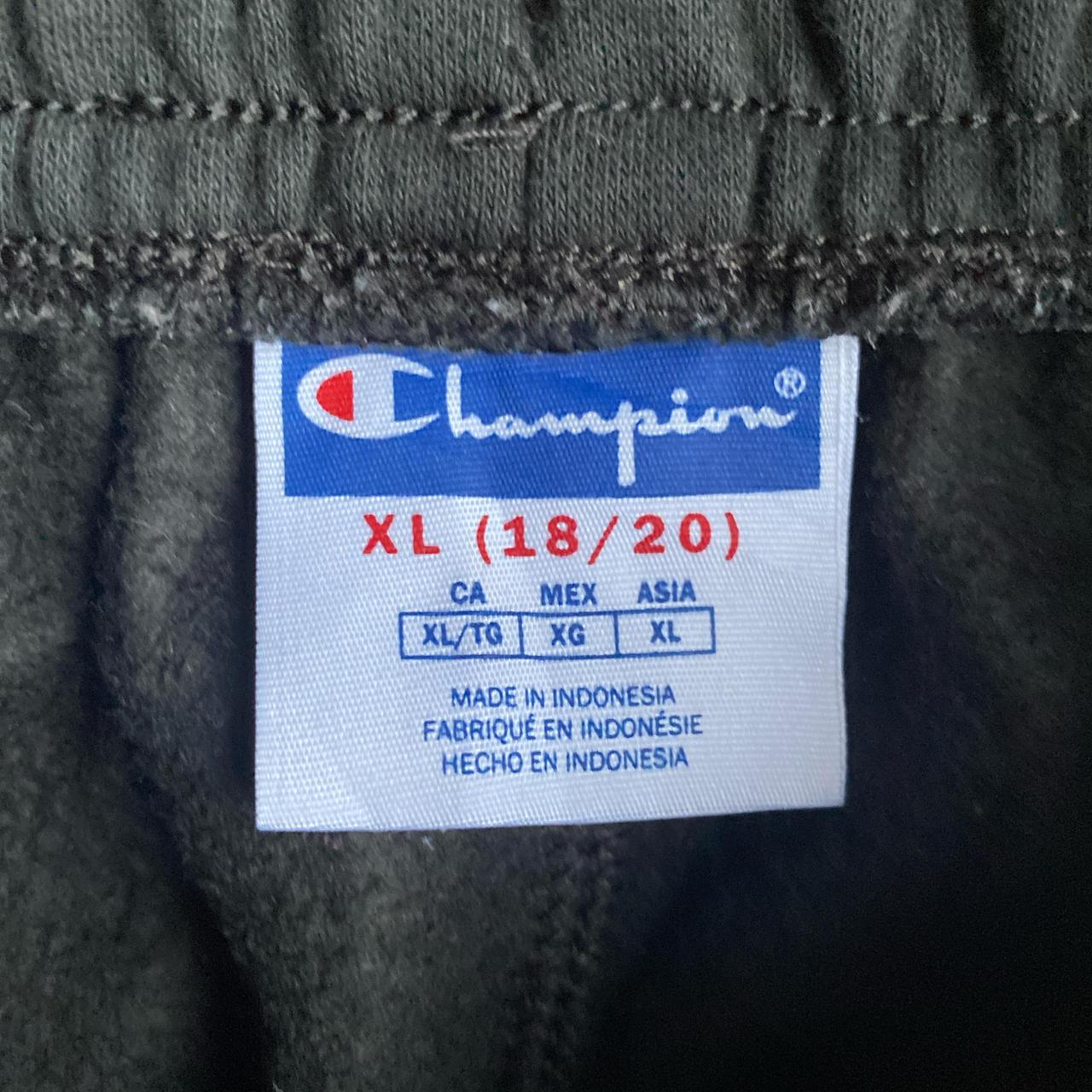Black Champion Tracksuit Bottoms - XL (women’s)
