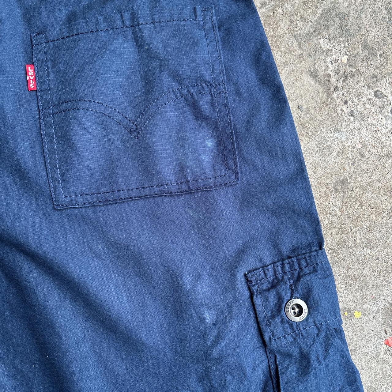 Navy Levi’s Cotton Combat Shorts