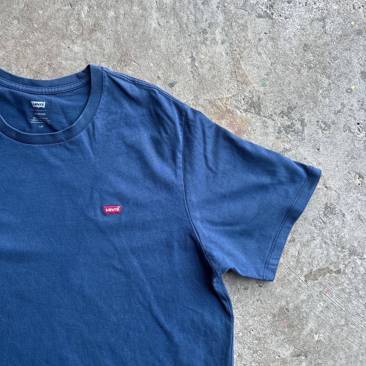 Navy Levi’s T-Shirt With Classic Red Logo