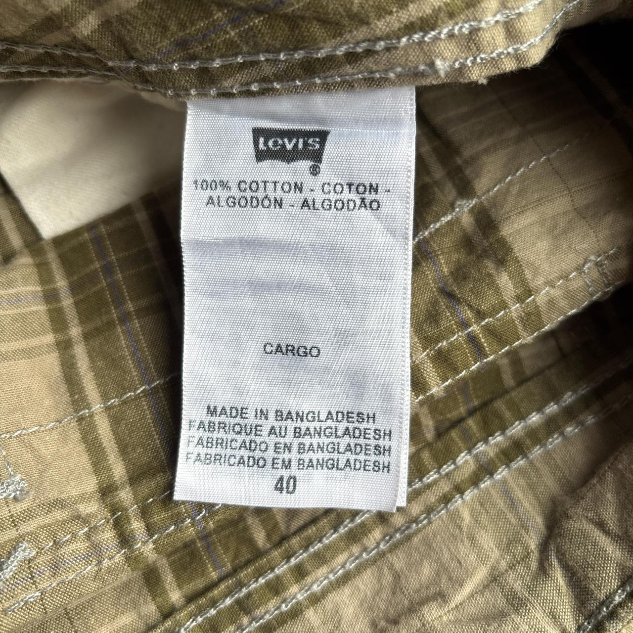 Green Checkered Levi’s Cargo Shorts