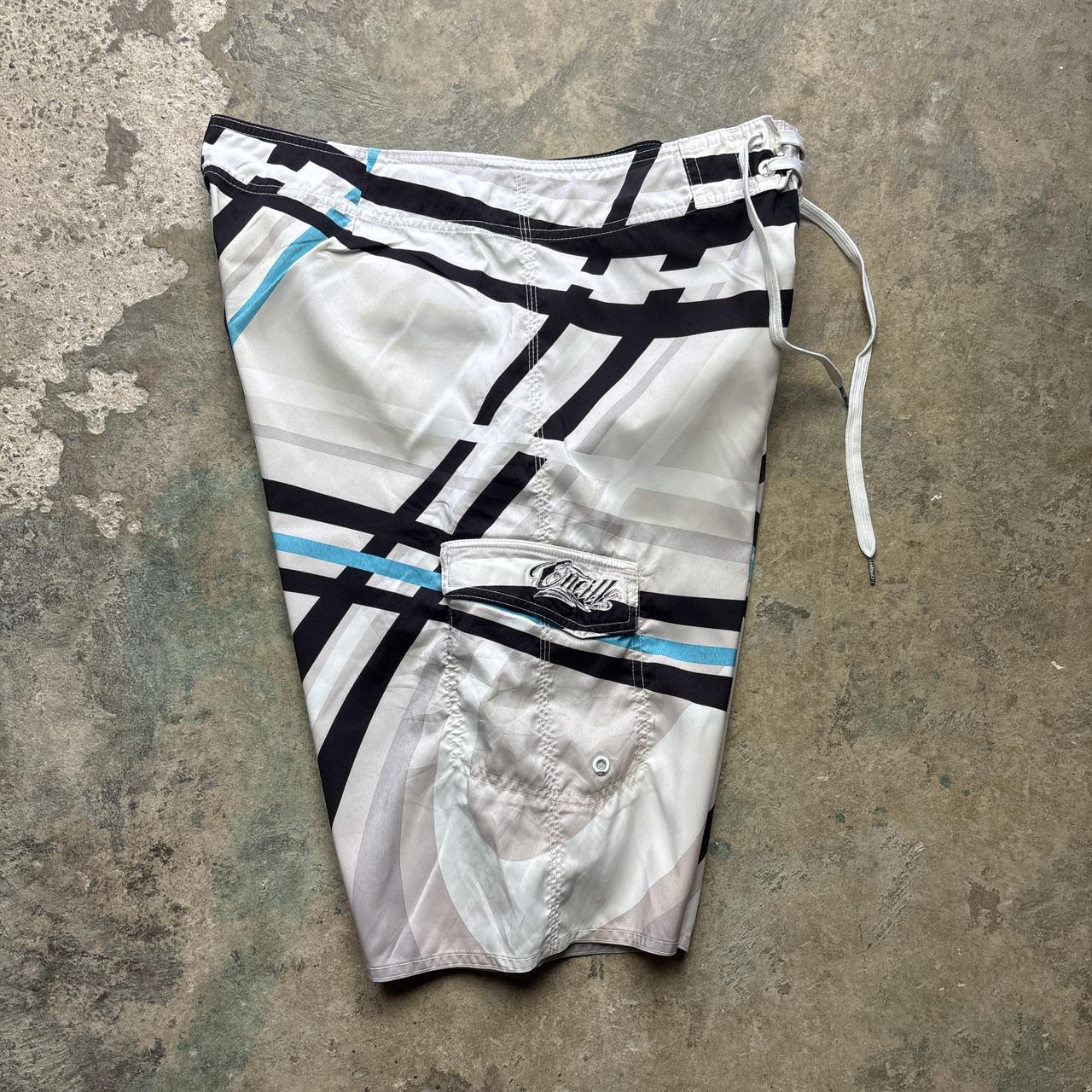 Vintage cream O’Neill board shorts 00s - W35
