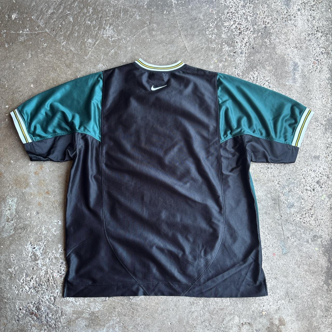 Vintage 90's Nike Basketball activewear top
