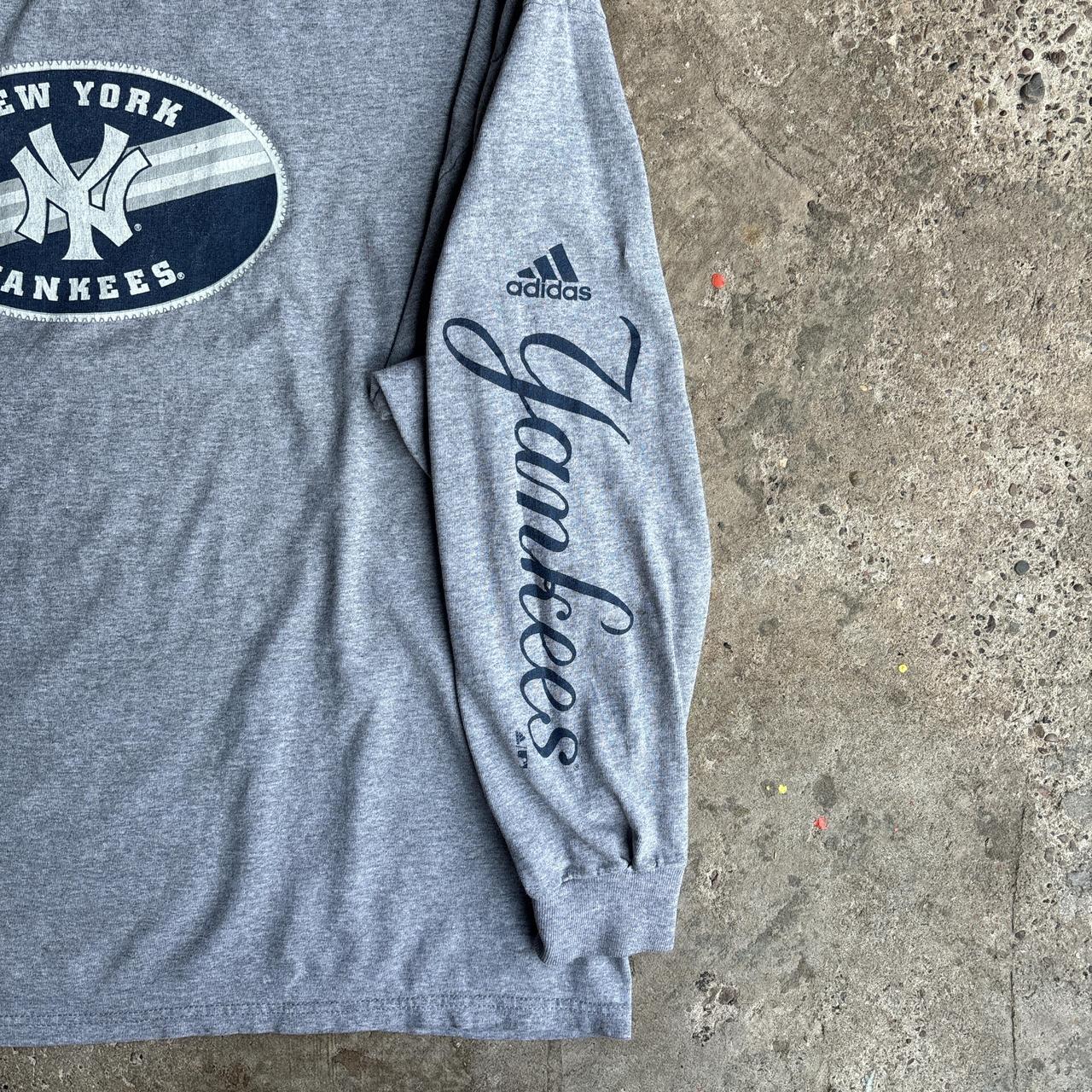 Grey New York Yankees Vintage Adidas Long-Sleeve T-Shirt