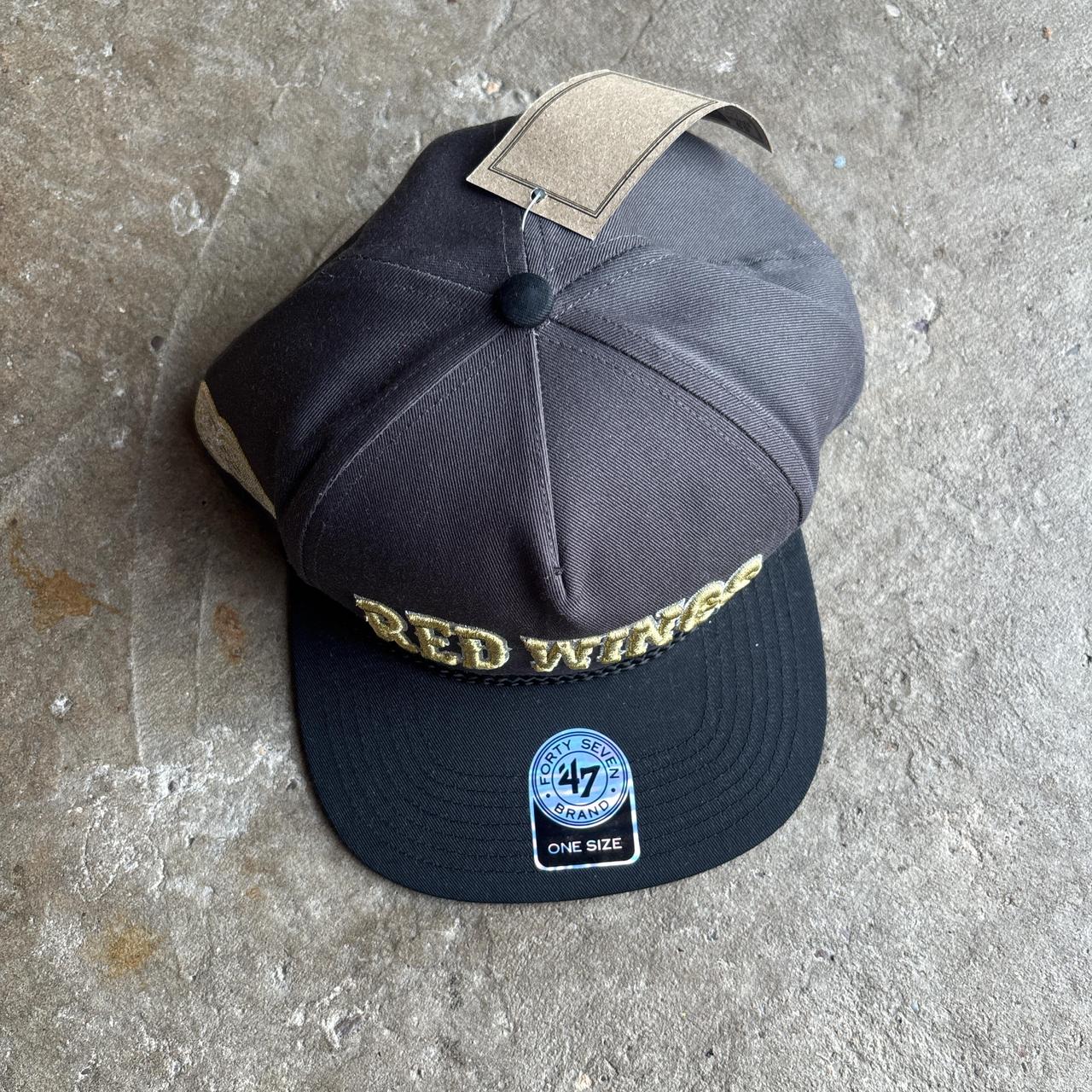 Grey Detroit Red Wings Snap Back (Forty Seven)