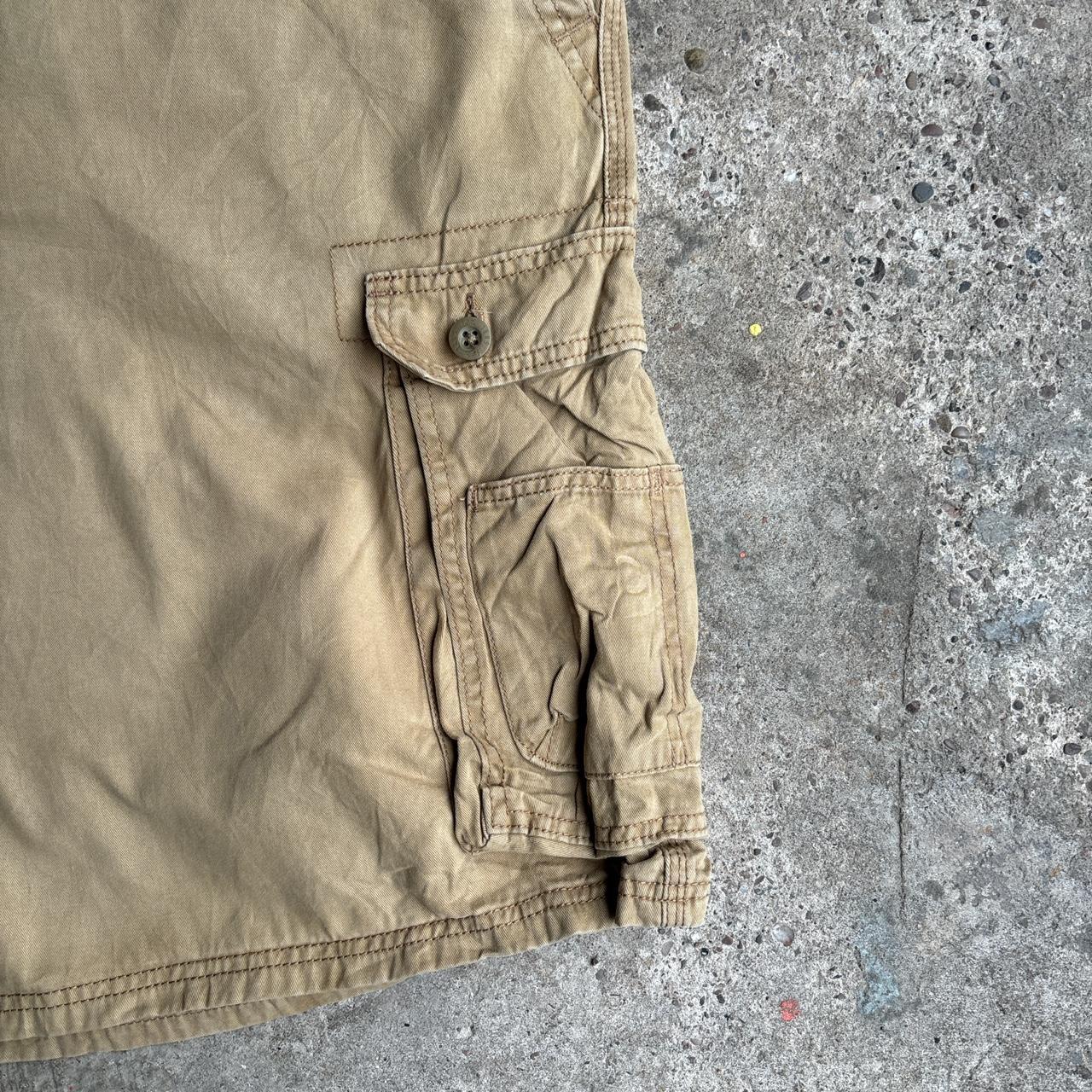 Tan Lee Cargo Shorts