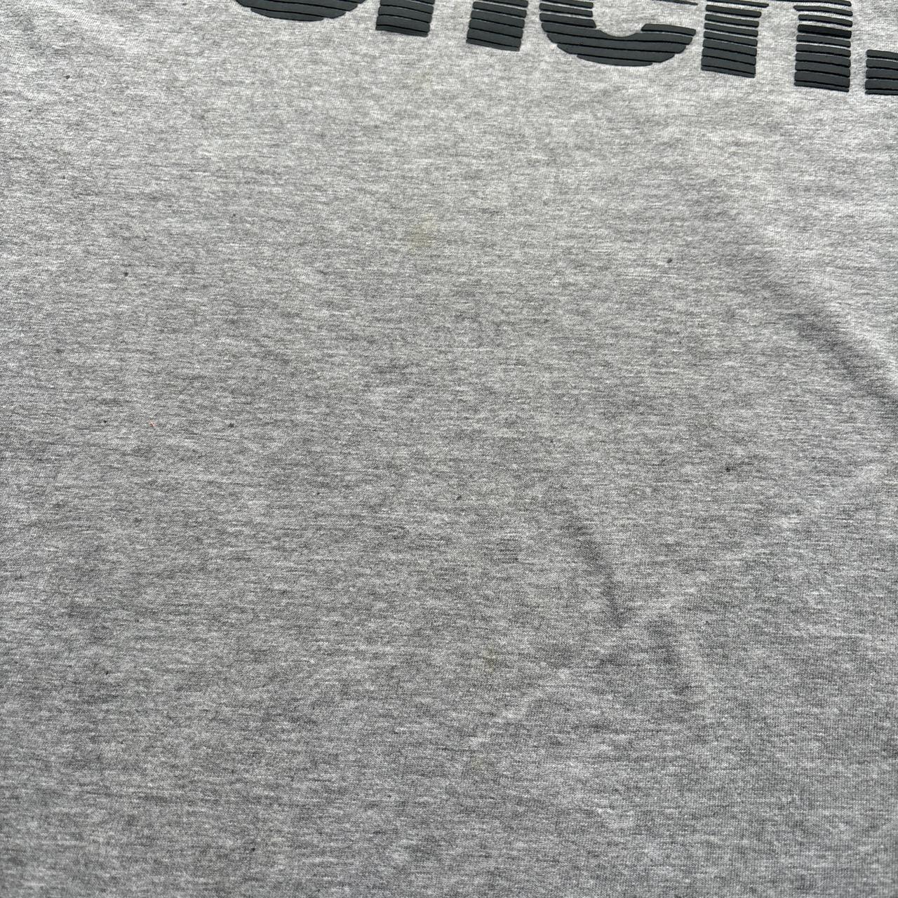 Grey Bench graphic t-shirt