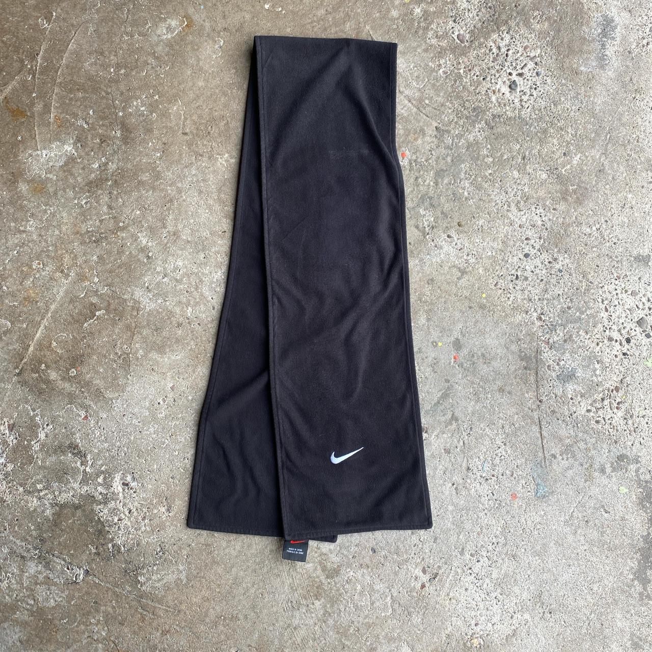 Black ‘90s Nike Fleece Scarf