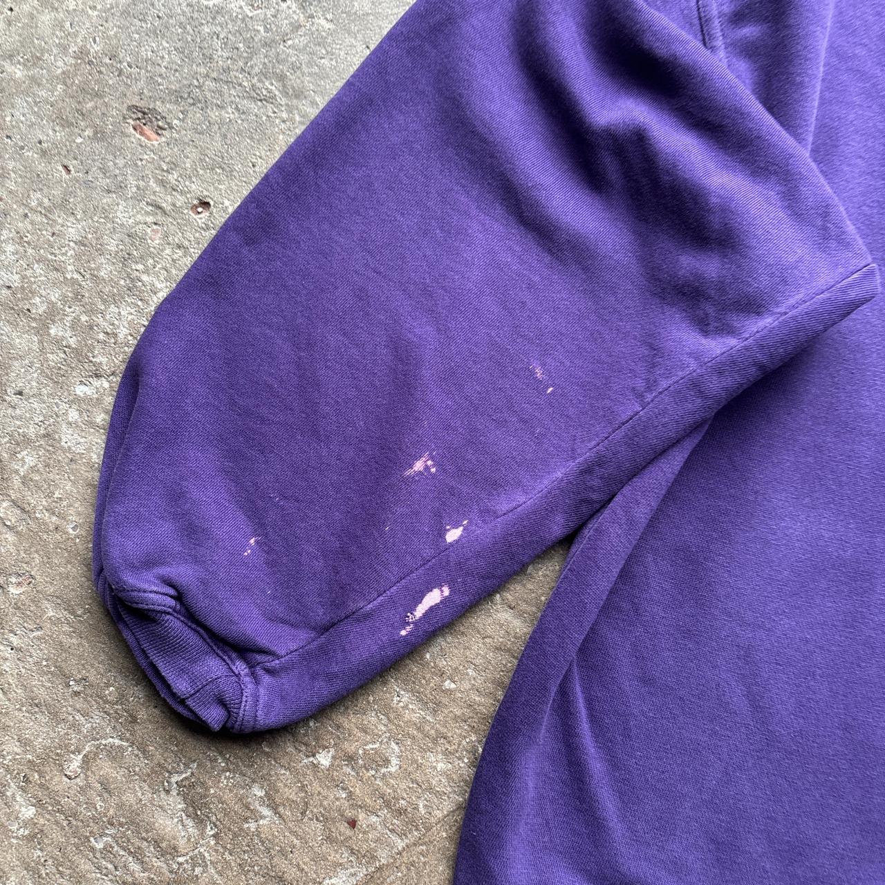 Vintage Levi’s purple sweatshirt - M