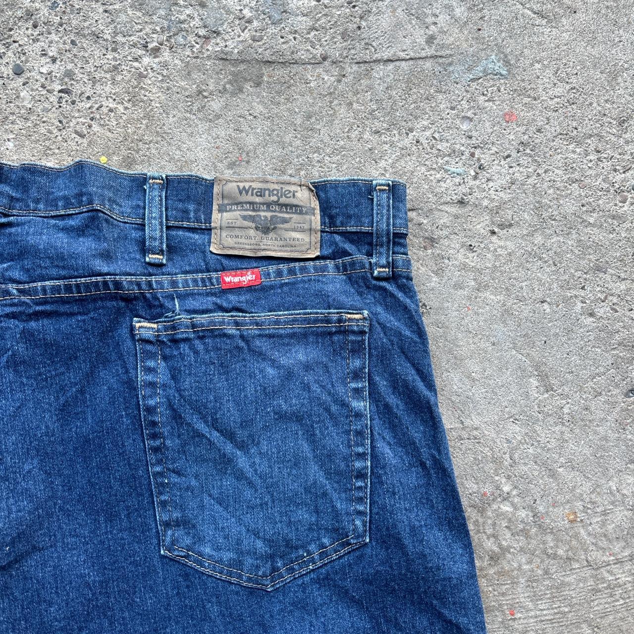 Blue denim Wrangler Jorts