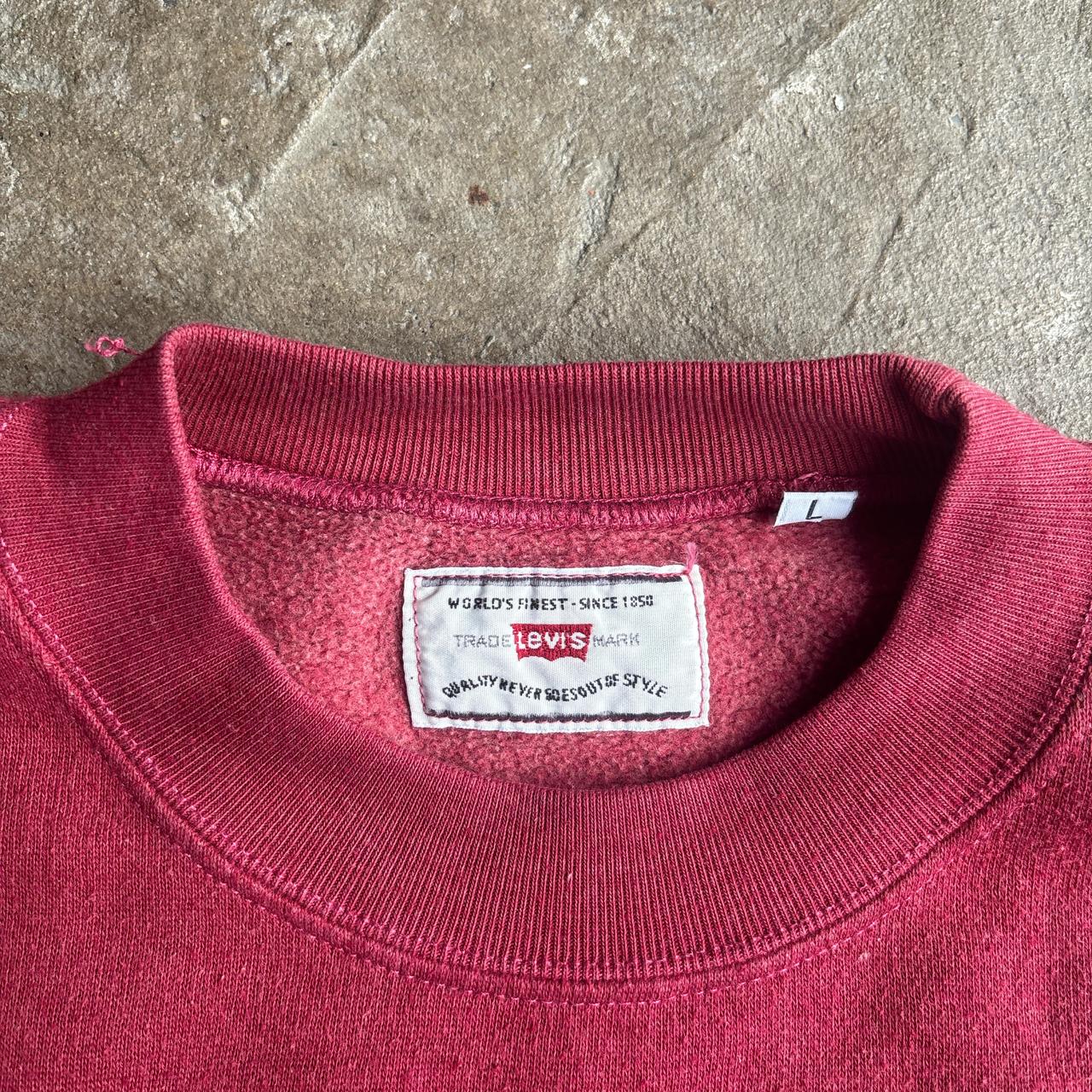 Red Levi’s Vintage ‘Endangered Species’ Graphic Sweatshirt