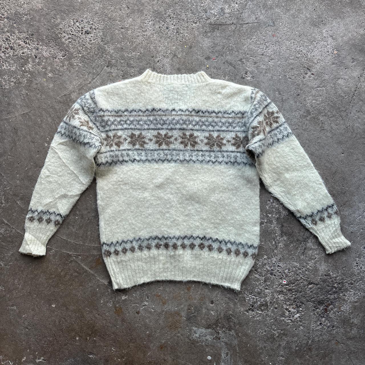 Vintage Cream Ice sheep knitted jumper with snowflake pattern