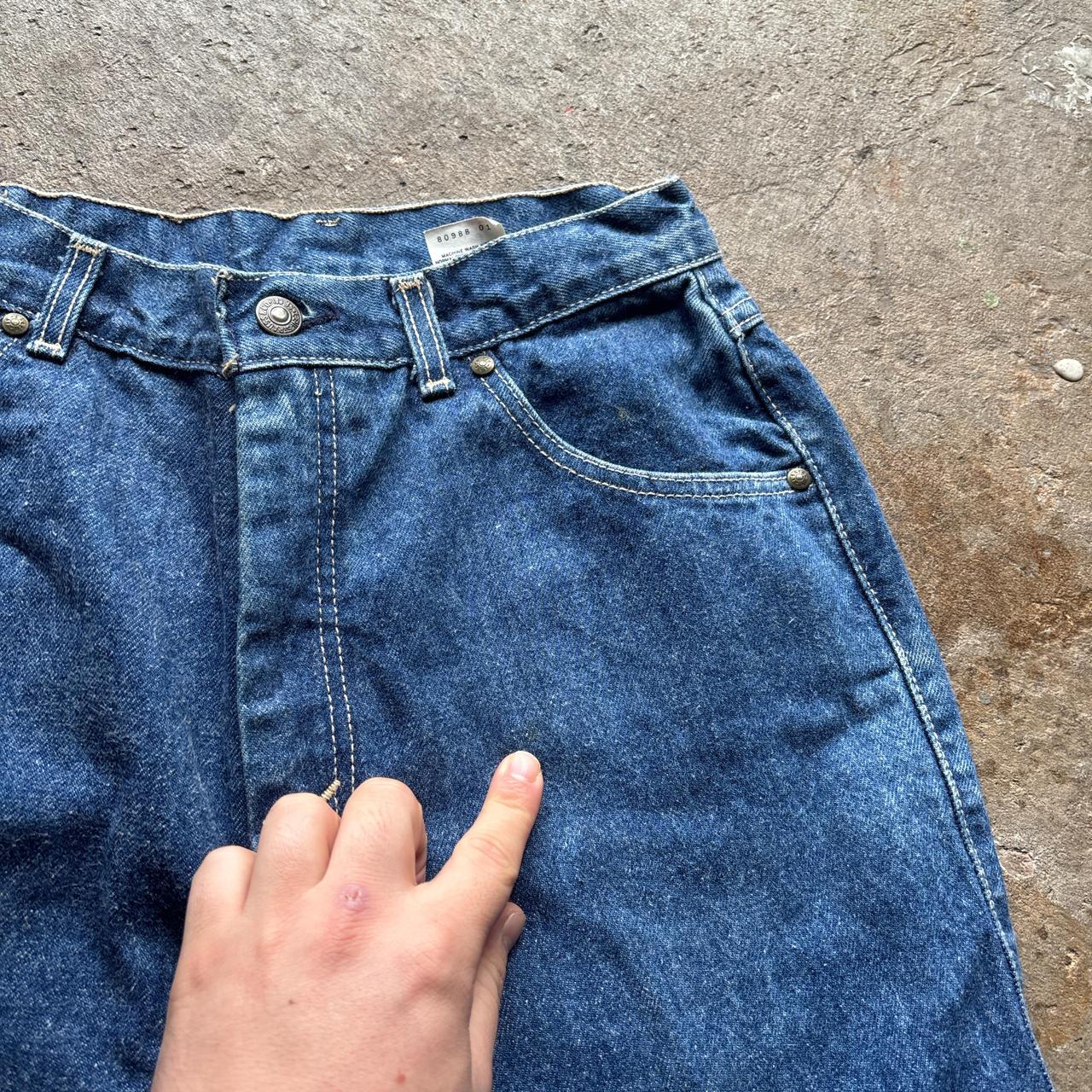 Blue Levi’s Denim High-waisted Jeans - Size 9