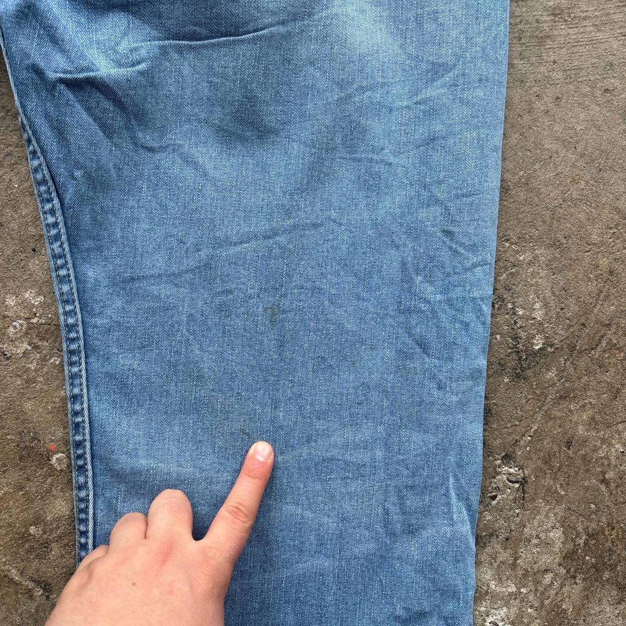 Light blue denim Levi’s Jorts