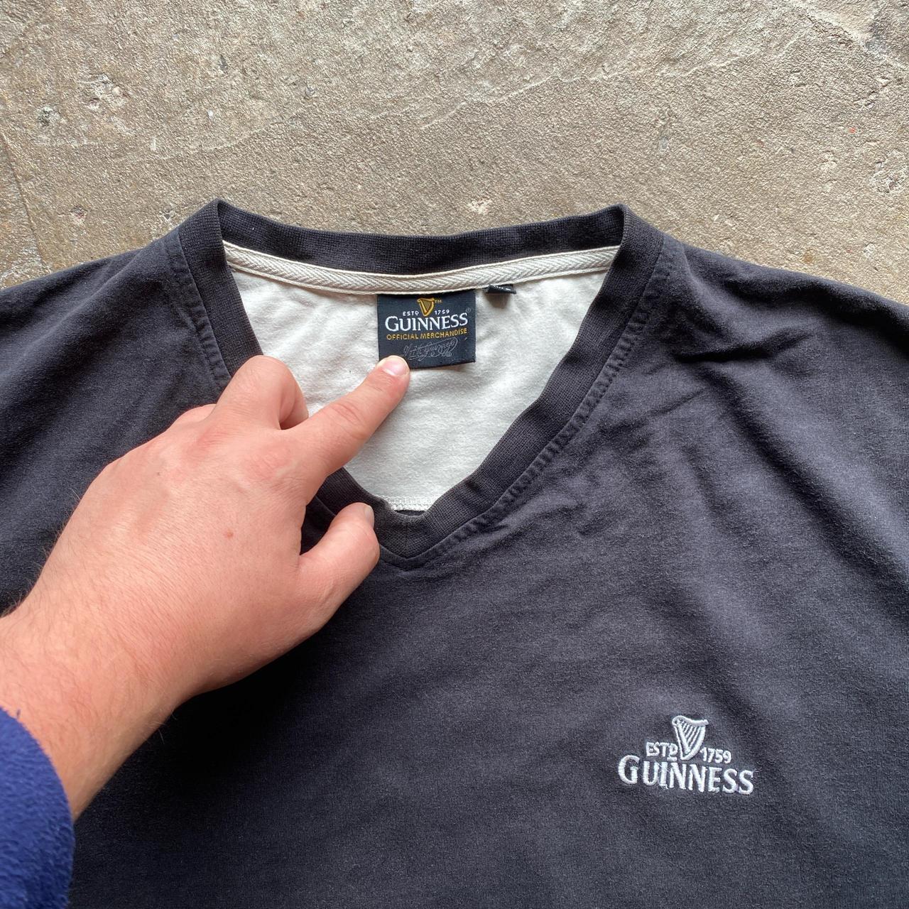 00s Black Guinness v-neck t-shirt - M/L