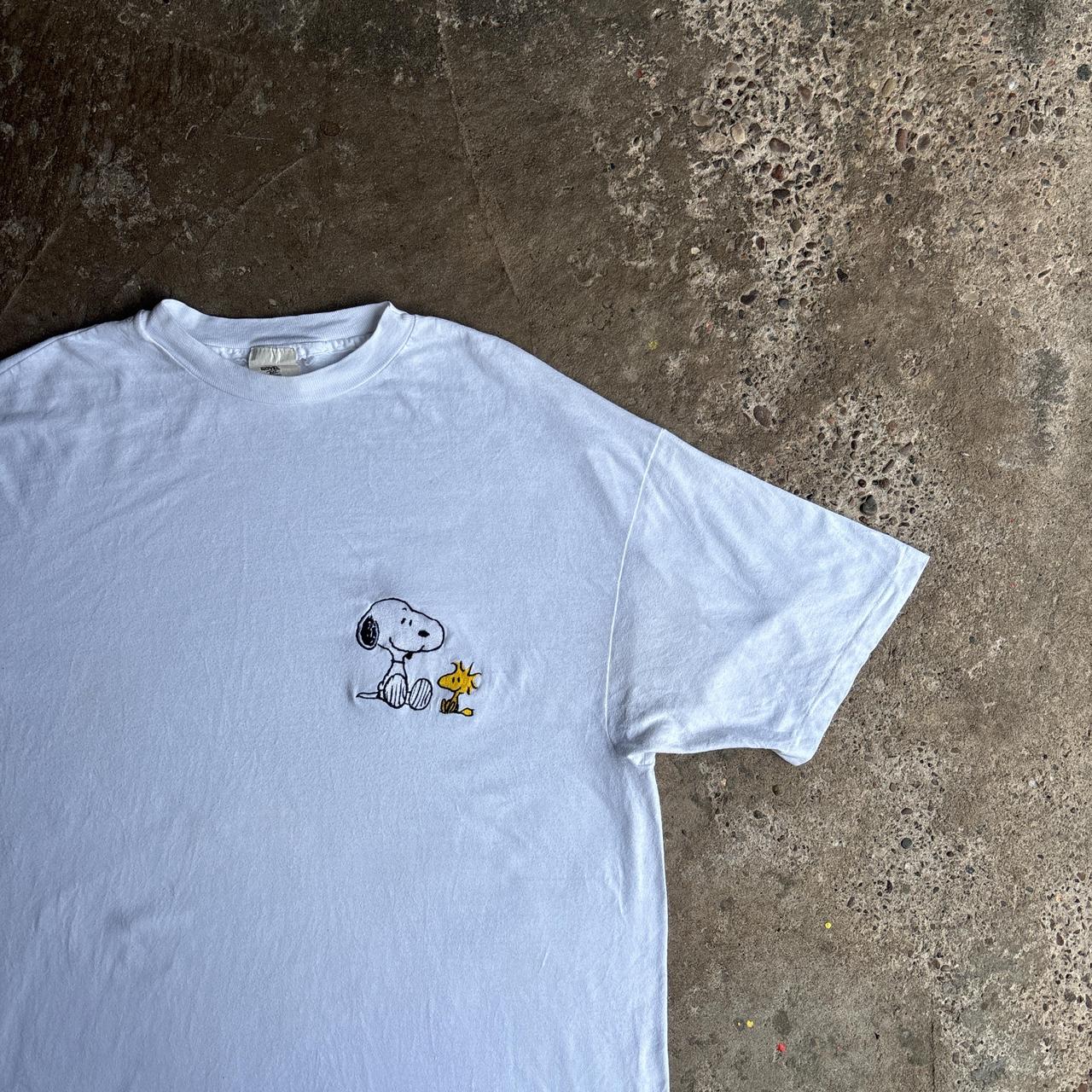 Vintage White Peanuts Embroidered Snoopy T-shirt - XL