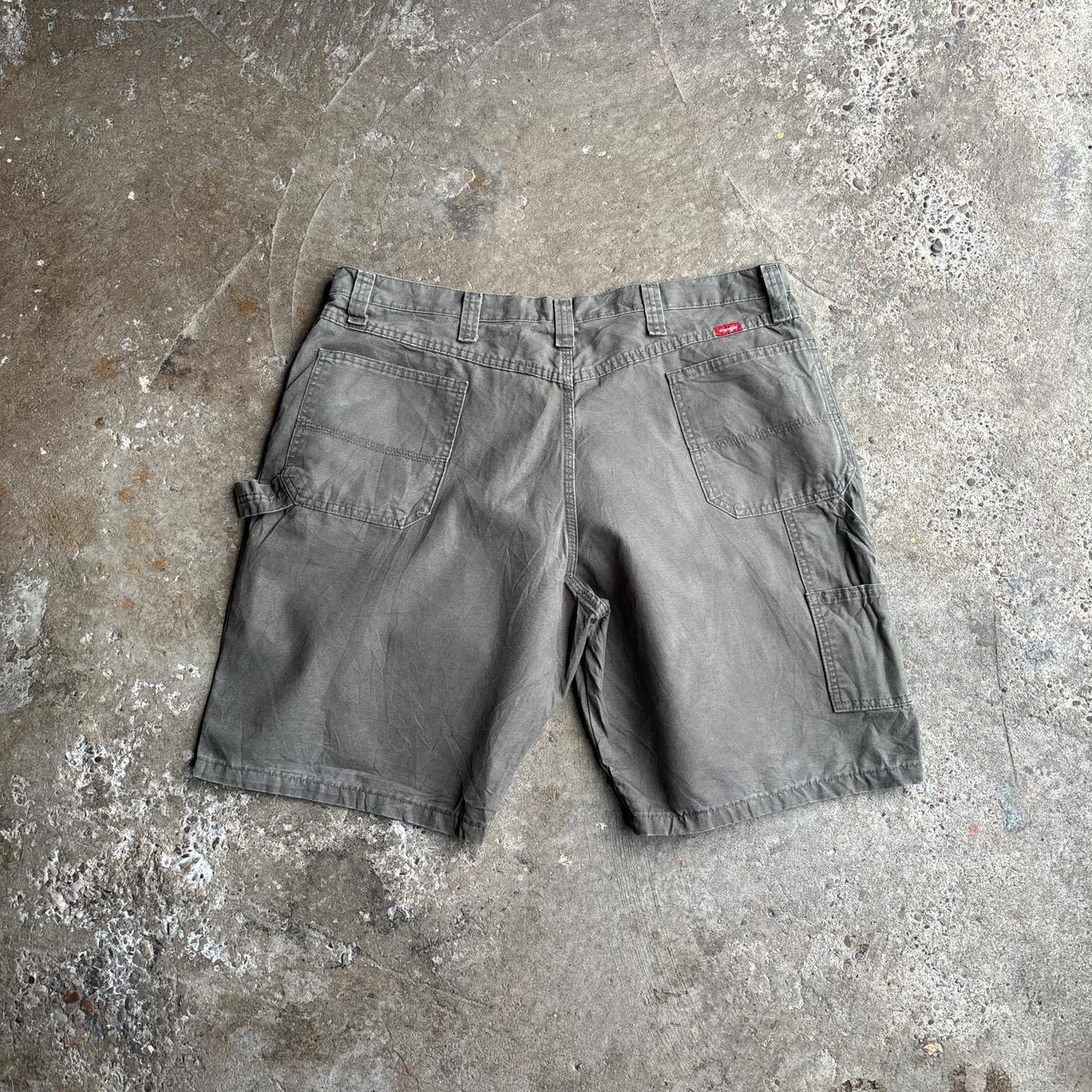 Khaki Green Wrangler Carpenter Shorts